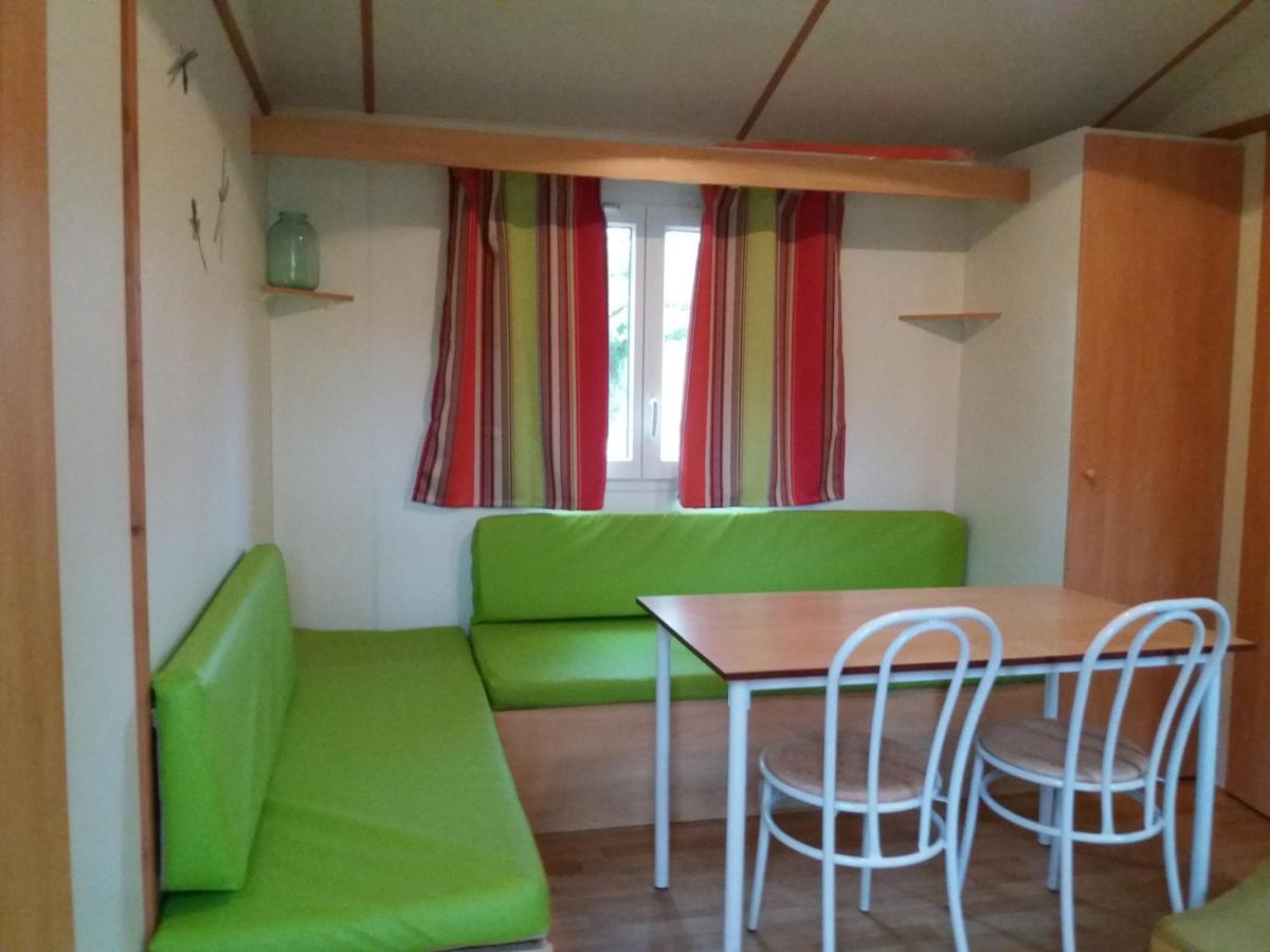 Camping Le Pont D'Allagnon Lempdes sur Allagnon Eksteriør bilde